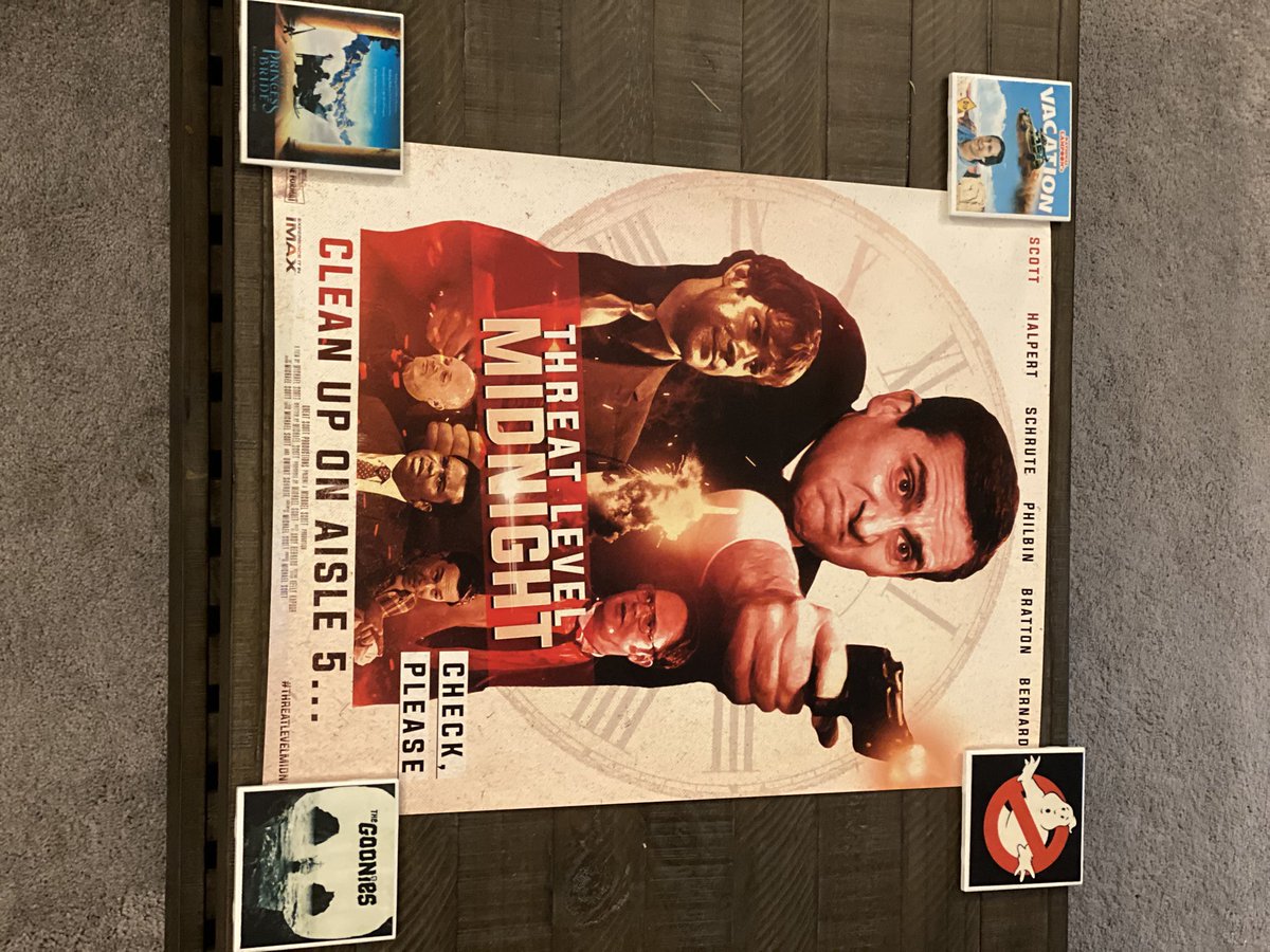 jackie1124's tweet photo. Got some new decorations in for our media room. @theofficetv #vintagehollywood #TheOffice https://t.co/sDfT4e7TB1