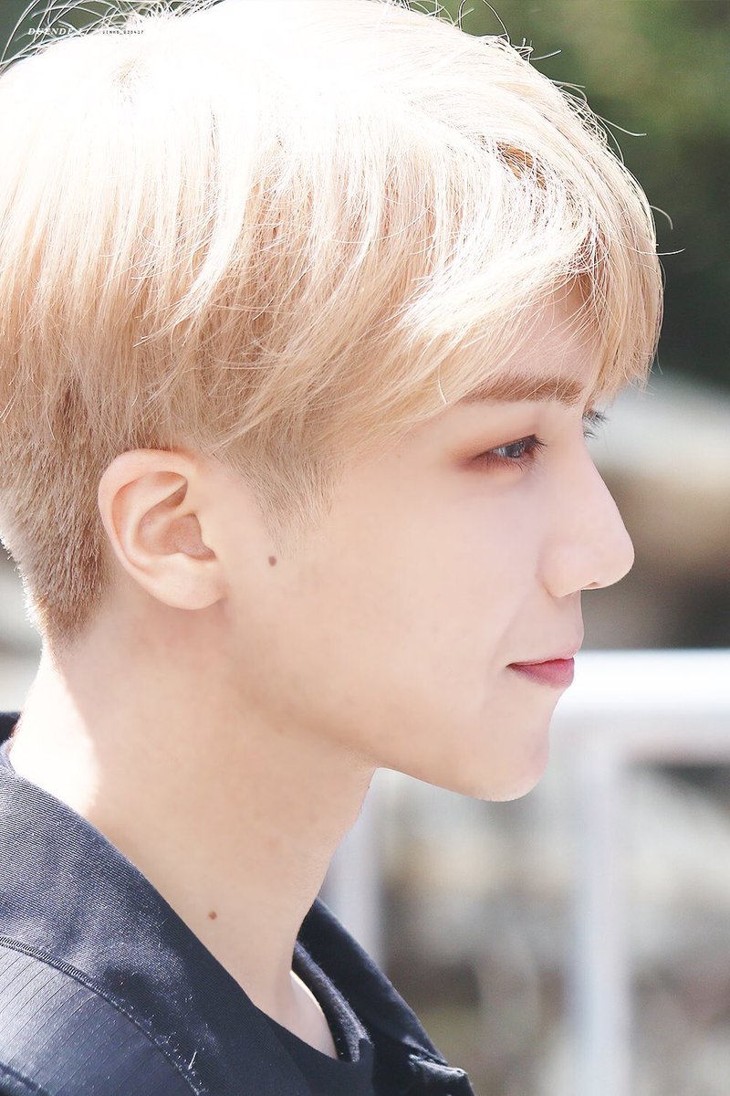 hourlyjinho's tweet photo. https://t.co/SH13PPDzMa