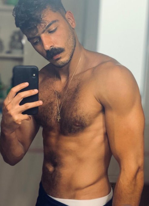August 8 ?? ??  #ILoveHairyMen #hairsome #hairychest #hairygay #hairyfan #scruff #beardedhomo #beard