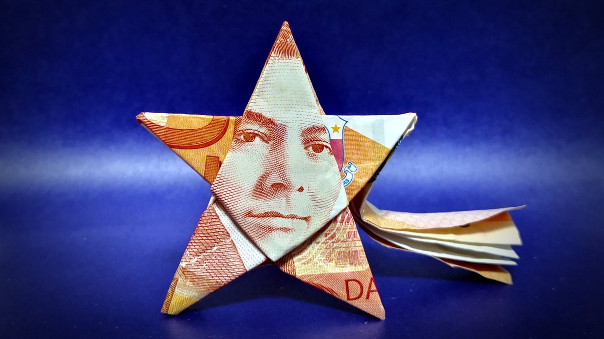 ピロ お札折り紙作家 Money Origami Artist おにぎり創作バトル ピロ お札折り紙作家 Money Origami Artist おにぎり創作バトル
