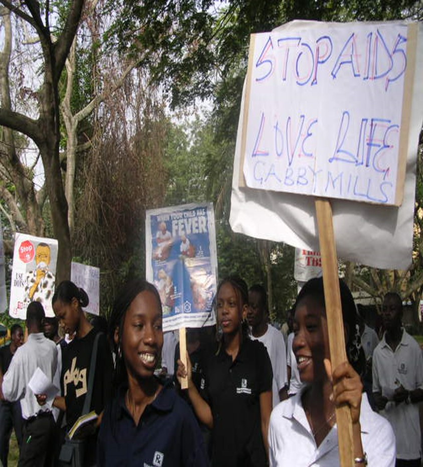 psfghana's tweet photo. Even before the Federation was inaugurated, students were still passionate about educating the public on health issues.π₯Ί Throwing back to DSC 2005 in the Western Region!πππ€
#DSCThrowbacks
#PSFWeek2020
PSF-Ghanaβ€π¬π
@Official_PSGH https://t.co/uFzLrz3K9q