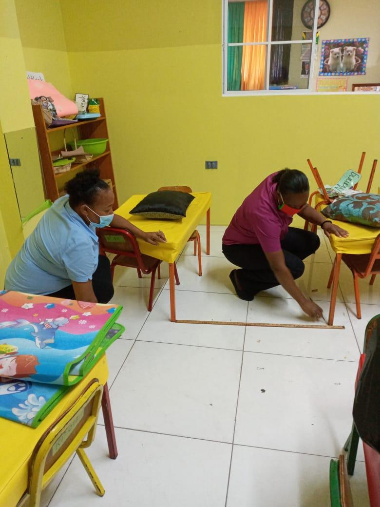 yvette_wilso's tweet photo. Reopening preparation has began at Edgewater Basic School #12StandardsMatter #LearningEnvironment @ECCJA https://t.co/PoBS5BxKSc
