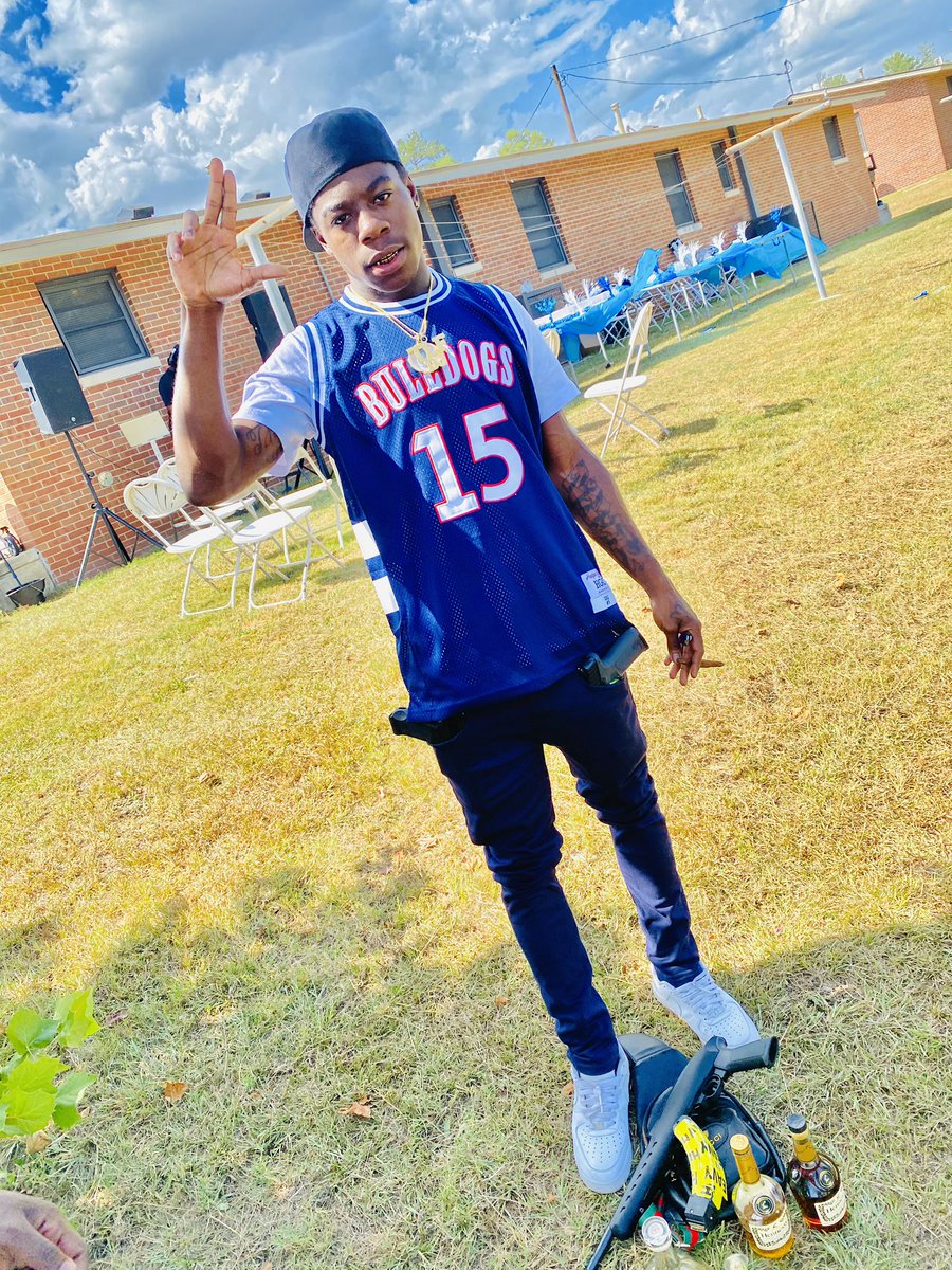 TLF_DJ's tweet photo. Long Live Da-god💙Livin In Hell Got Me Klose To My Rod💥 Khase N Adream
#MadKhase🏴#LjLivin🚶🏾♂️#FreeWon⛽️ https://t.co/FgvWYHpJWG