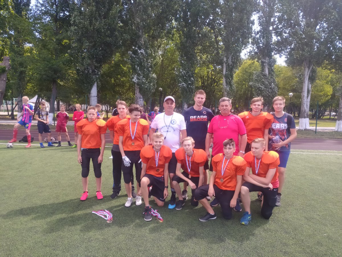 bears_samara's tweet photo. Поздравляем с днём физкультурника! 
Сегодня поучаствовали в городском празднике и младшие даже получили медали!) 
Спасибо @Depsporta_63 @minsport63 
 @NTerzimanov @Parki_Samara  @samara_in @davydov_coach за организацию! 
#самара #самарскиеМедведи #самарскийспорт #городкурорт https://t.co/eN9sX2sHEq