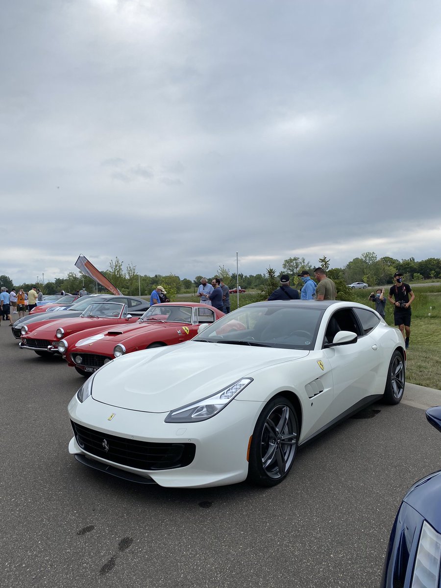 Taygore's tweet photo. good morning from AutoMotorPlex 🌟 https://t.co/N0Udg2boAP
