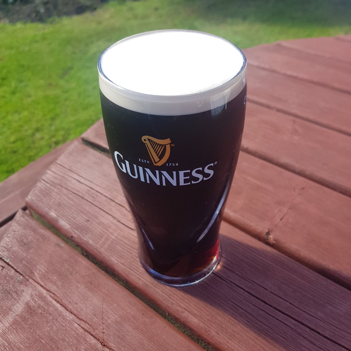First pint of the black stuff in 4 months, though admittedly not my first drink in said period... 🤔
A few days away @ the Black Isle - batteries recharging nicely!
Sun is shining brightly in Avoch and Cromarty 🌞
