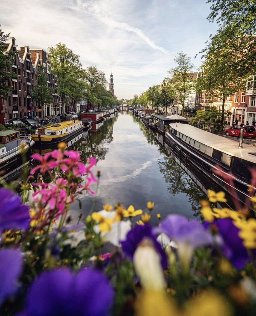 1earthlocation's tweet photo. هولندا ، امستردام 🇳🇱 https://t.co/4qKjfCsa33