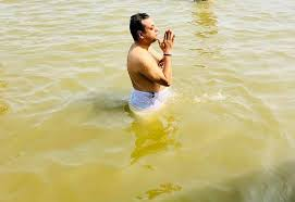 lalitadvani's tweet photo. @kansaratva @yaps9 @divakar_nayak @AniruddhasT @a_muglikar @mankuthimma @db_is_db @Flyfiddlesticks @ashwinskumar @ParinSays #TeamPatra praying for divine intervention https://t.co/g5eA1cnpfy