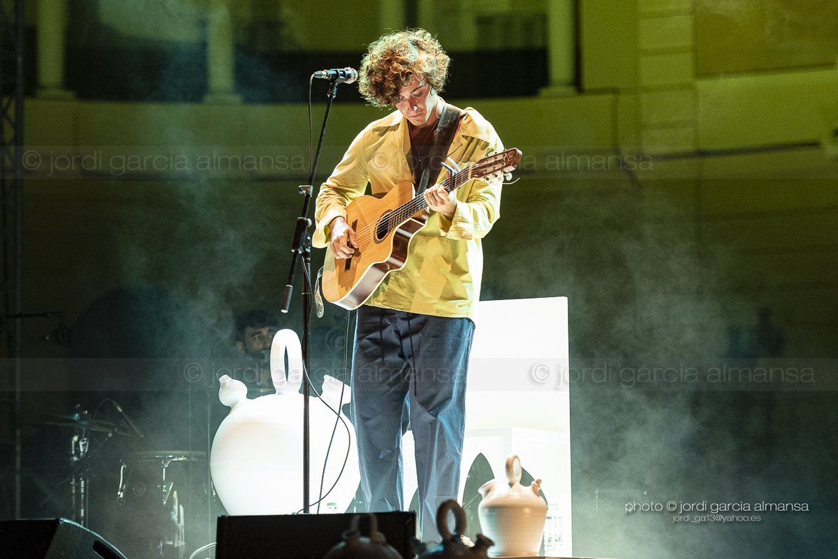 JordiGarciaA's tweet photo. Concierto de #guitarricadelafuente en el @FPedralbes #pedralbesvola #fpedralbes #FesPedralbes #festivaljardinsdepedralbes @Concert__Studio #concertStudio #music #live #concert 7-8-2020 📷: @JordiGarciaA https://t.co/2XG3fYpUGM