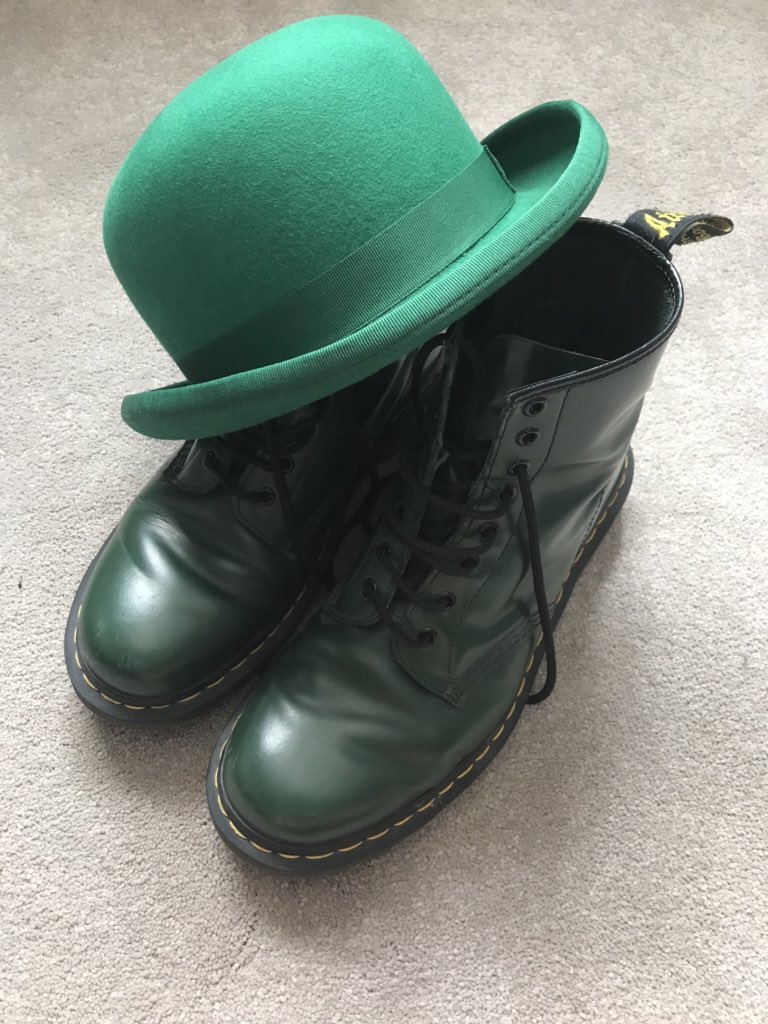 gilham_bill's tweet photo. @LiRFC ☘️💚Every member of the “ well heeled” Green Army will be sporting  traditional headwear for the clubs hugely exciting... Return to the “ city”....... Cmon you Irish💚Bringing the party back to the Big smoke☘️☘️ https://t.co/PK9D2TpBCj