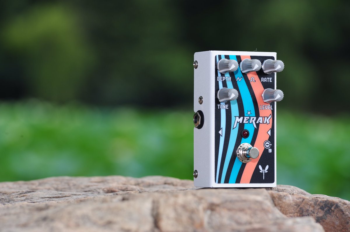 dragonflypedals's tweet photo. 【Dragonfly】New product: Merak Boost Tremolo! Five knobs...... https://t.co/ZFcbiQYNic