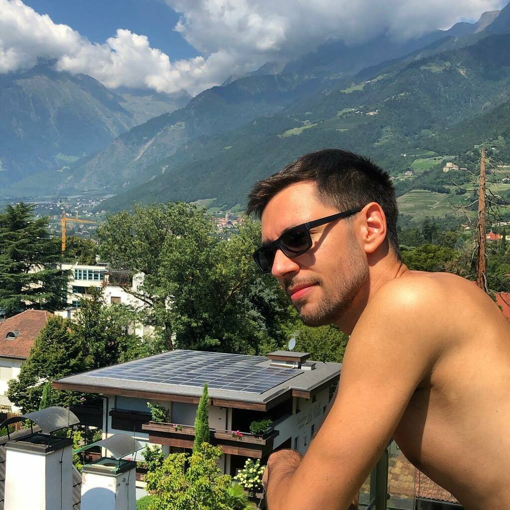 GMartelli88's tweet image. Lost in green echoes 🏔
~~~~~~~~~
#sempreinviaggio #Merano #Sudtirol #Trentino #mountain #montagna #meeran #holiday #vacation #summer #green #freshair #picoftheday #instapic #travelgram #sun #terrace #panorama #view thanks @hotelsittnerhof @visitmerano instagr.am/p/CDn-u91l9oY/