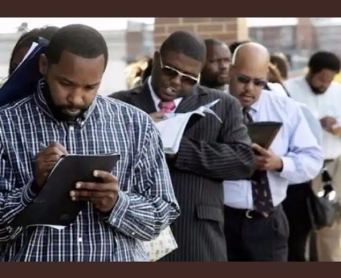 olamideeh's tweet photo. When Wizkid drop a Song🙂

Other Artist: https://t.co/rXHWYdEkjn
