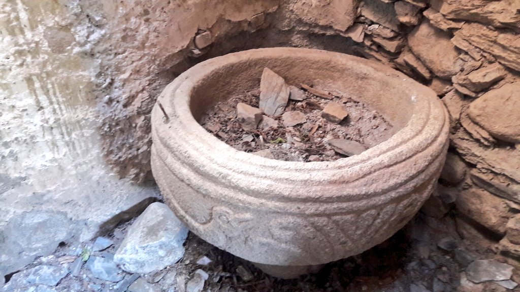 maloslo69's tweet photo. @lleidacom @albertsogo @cultura_cat @Vallsdaneu @BisbatUrgell Vergonya per l'abandonament del nostre #patrimoni Sant Serni d'Arreu #Pallarssobirà #Catalunya #Bisbat @patrimonigencat @BisbatUrgell #Sospatrimoni https://t.co/PnqNvoHjxq