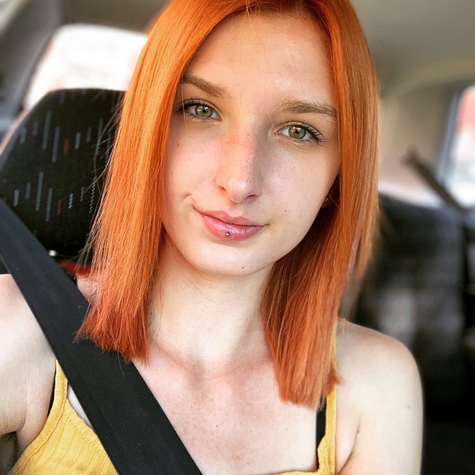 Do you like my new #hairstyle ? 🍊🥰 Video coming soon 👉 https://t.co/jgxbz3g4XT https://t.co/LxKU1izy<a href="/tag/hairstyle"class="tags">#hairstyle</a>
