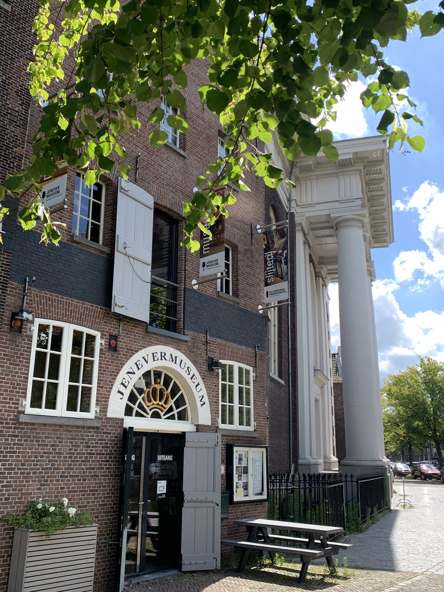 Thuis op de bank, in de tuin of op balkon. 
Meedoen? Schrijf je in via: jeneverfestival.nl 4/4