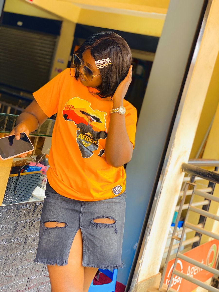 mutoniliane's tweet photo. A golden state of mind honey🧡🧡!!! https://t.co/w8SGBMxQYx