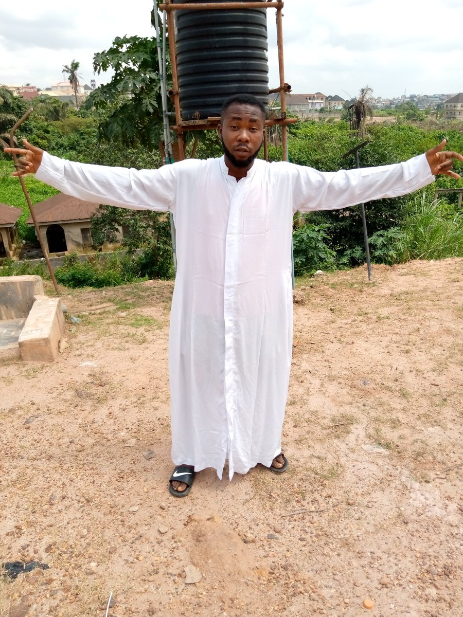 MaziChukwumezie's tweet photo. Shalom my my fellow Biafrans, am happy 😊 am back on Twitter, some days ago my device got spoilt, but I thank Chukwu Okike Abiama for everything, and have gotten new one, we must continue
@NBiafranblood @MaziNnamdiKanu @AloyEjimakor @BiafraNnamdi @Amaka_Ekwo @four_unit https://t.co/lr7syKo9MF