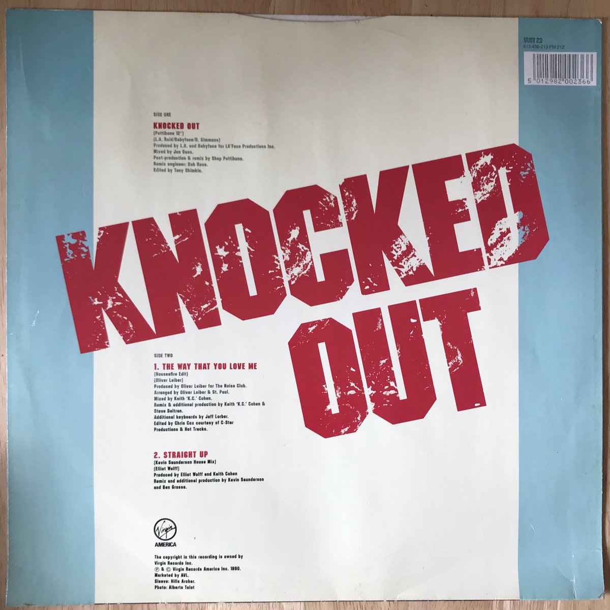 Poplifer73's tweet photo. Vinyl Find Of The Day Part 2.
Paula Abdul “Knocked Out”.
Remixed by Shep Pettibone.
12” Single.
1990 Virgin Records.
@PaulaAbdul @virginrecords
#PaulaAbdul #ShepPettibone #Remix #VinylFind #Vinyl #VinylHeaven #TwelveInchSingle #RecordCollection https://t.co/YY9ERINhPb