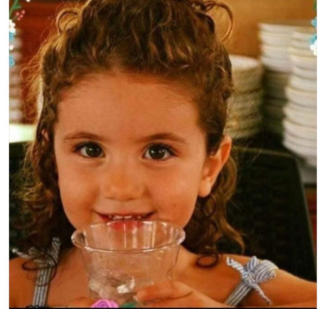 MumsinBeirut's tweet photo. Rest In Peace little angel. An innocent girl, why? May her little soul Rest In Peace and give strength to her family #justiceforbeirut https://t.co/hn6mX8GGj7