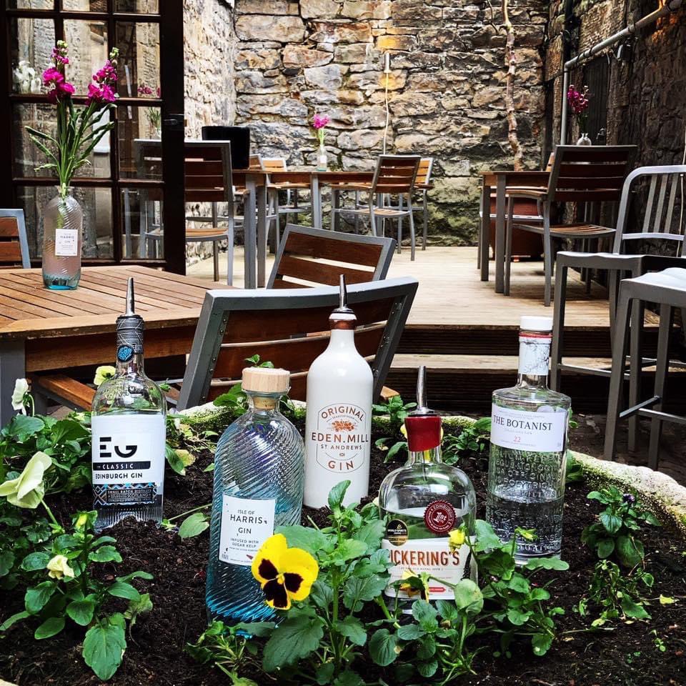 Looking for a place to enjoy the sunny <a href="/edinburgh/">Edinburgh</a> ? <a href="/StacPollyEdin/">Stac Polly</a> <a href="/SecretGinGarden/">SecretGinGarden</a> will look after you 👊👌🙏🙌👏