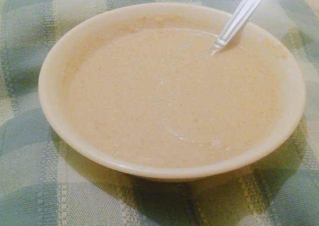 suhailgonza's tweet photo. Todos los días,mi desayuno viene cargado de amor, dulzura y felicidad.
Pero éste desayuno, siempre ha sido el que me conmueve. Me recuerda a mi mami 💞 
El fororo es un plato familiar, lleno de calidez y AMOR 💖
#FORORO caliente. https://t.co/gIuzkhTyvI
