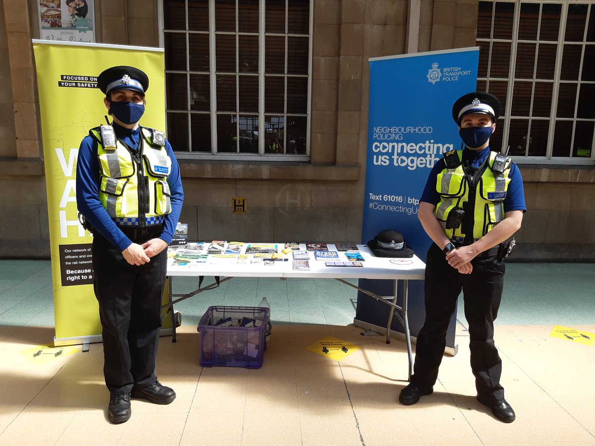 HumberbeatHULL's tweet photo. #HullCentralNPT Engagement Stand in partnership with @BTP Hull in #HullInterchange Pop down and have a chat with us and discuss issues that may be affecting you! #CityCentre #SayNoToASB https://t.co/YKnvfp9l2q