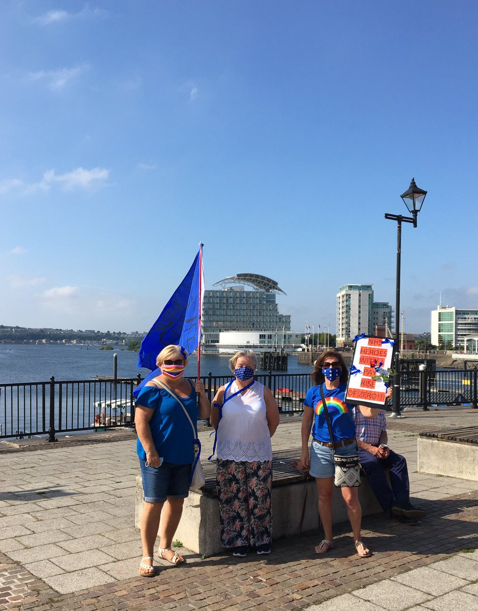 illustrator_eye's tweet photo. If we don’t value our #nhsworkers there is little hope for the world. Across the country they are gathering to march for better pay. They shouldn’t have to protest but when they do they deserve to have the support of the whole country behind them. #nhsmarch #NHS #cardiff https://t.co/CsndD0f7qo