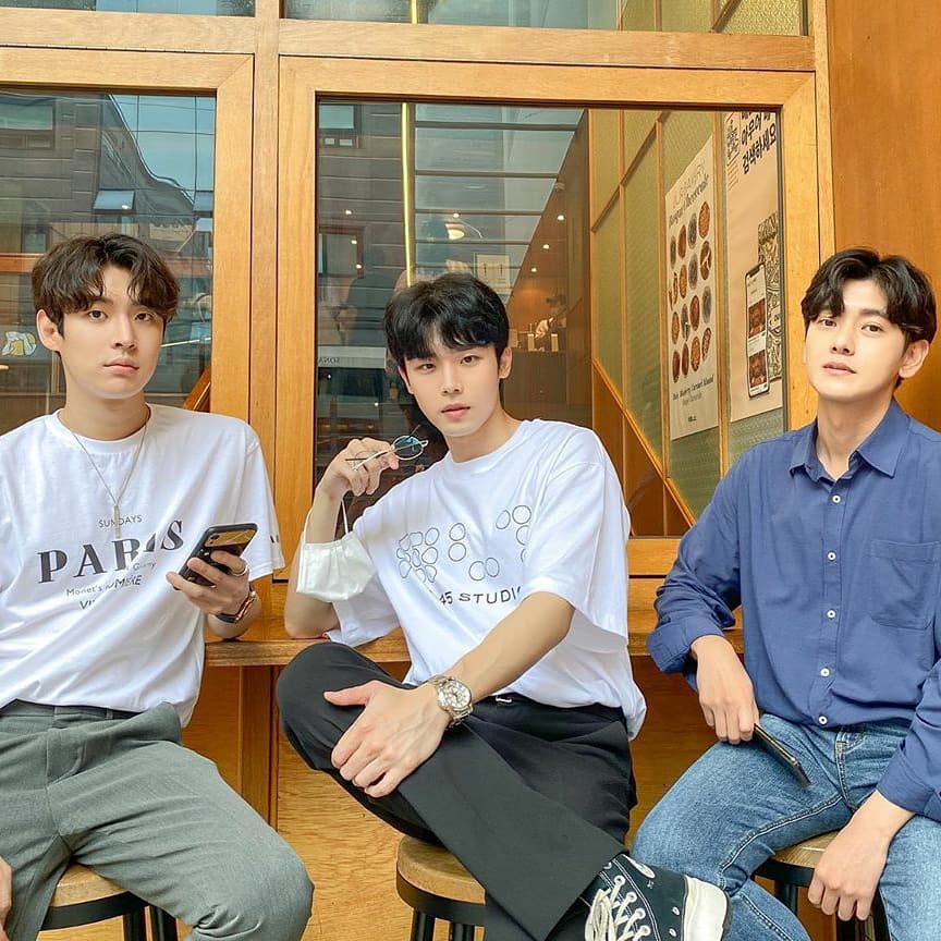 tripleme's tweet photo. Actualización Instagram Choi Sihun

#tripleme https://t.co/7bLaX9lB2f