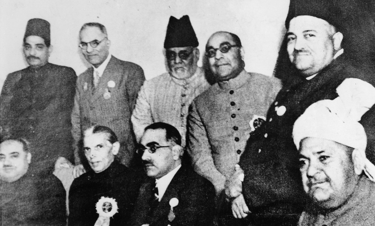 Indian arguments when peddling “British were the driving force behind Pakistan” are worth examining. “When WW2 started, British realized Congress wouldn’t cooperate in the war. So they forced all Muslim premiers to join League & come up with demand for Pakistan. Then...”