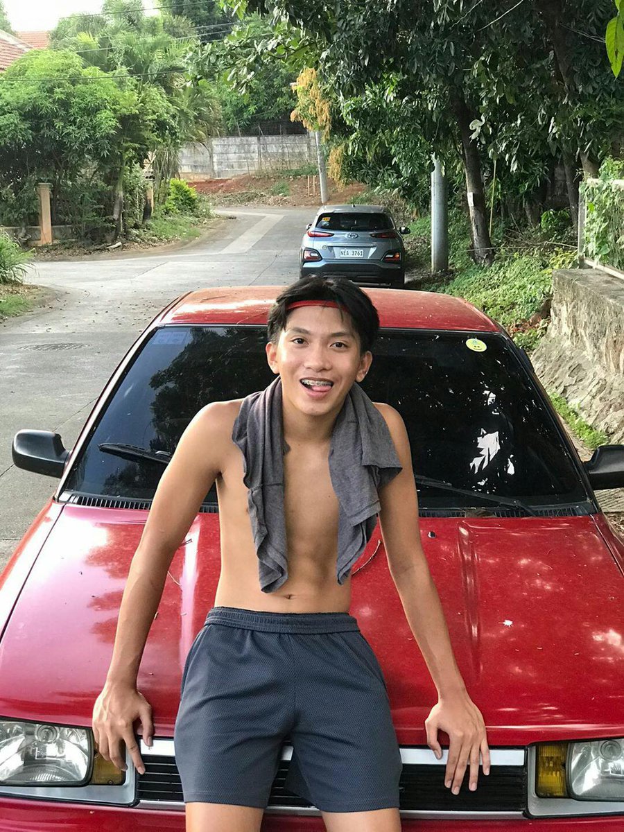 ofcvenom's tweet photo. The newest member of venom
How to join:

" FOLLOW OUR PAGE"
"DROP 🐍"
"LIKE AND RETWEET" https://t.co/gc2gSHfQpw