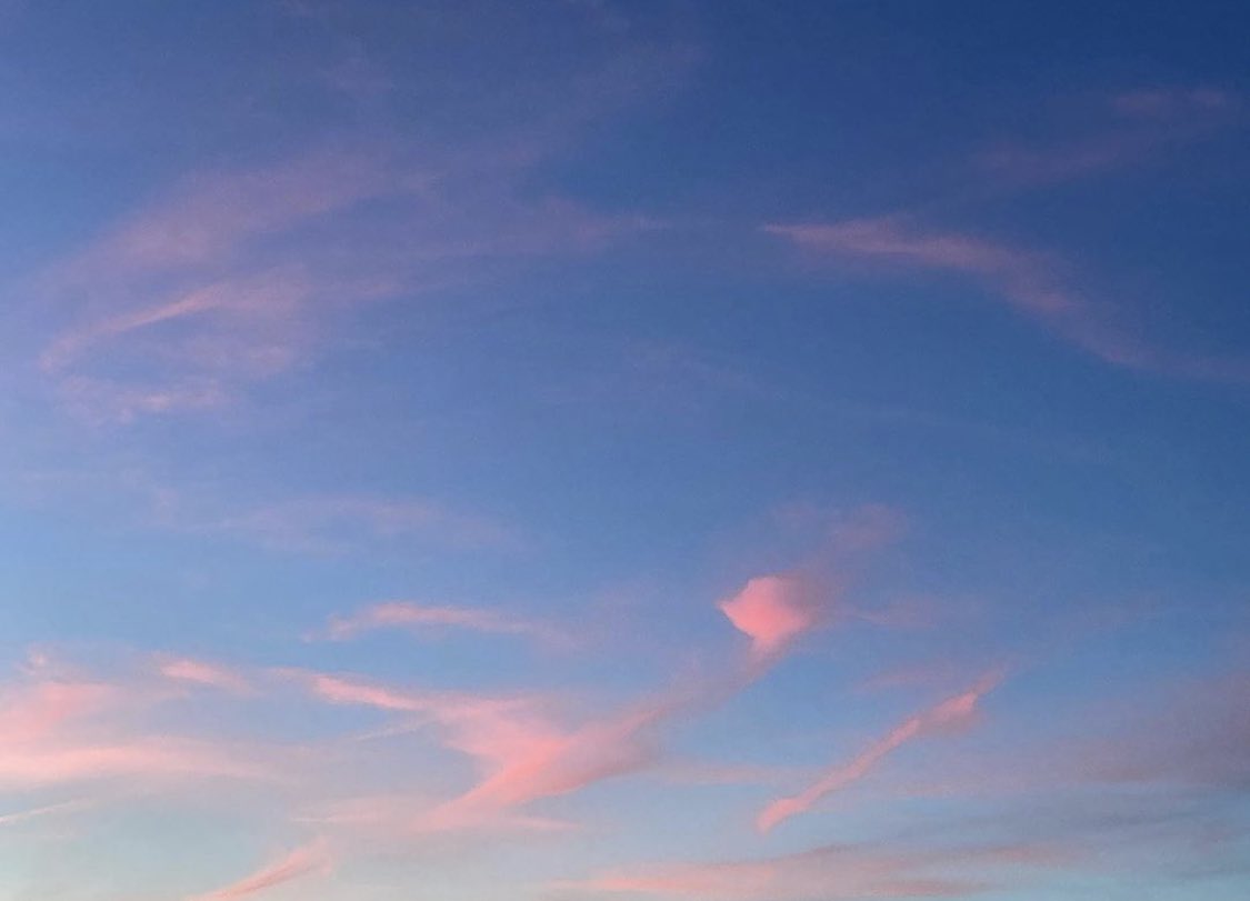 mudlarkanna's tweet photo. #northsea #skies at the #english #seaside #southcoast #thanet #thisiskent #kent https://t.co/rrQyhDFzUP