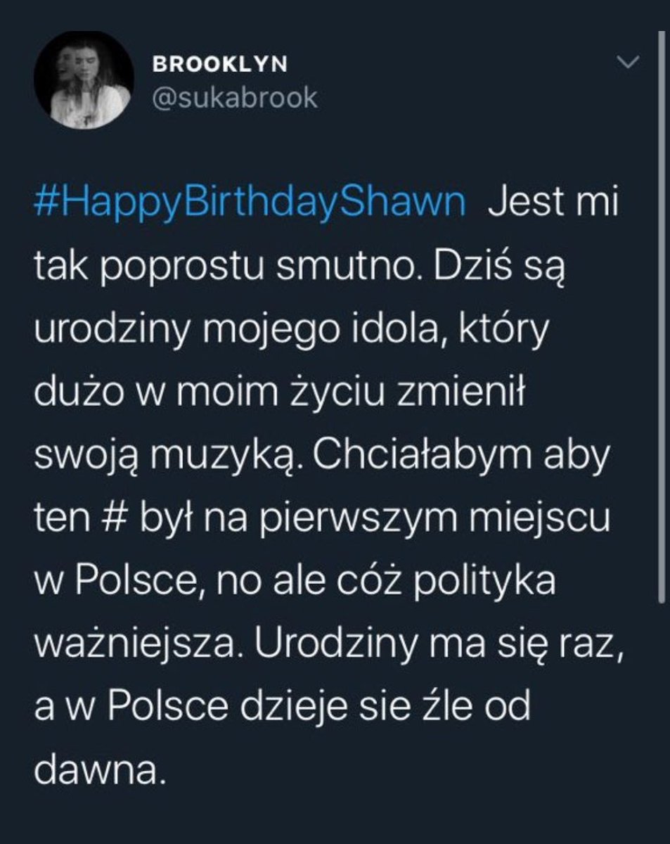 unaagix's tweet photo. o chuju złoty. ludzie są bici, obdzierani z praw, aresztowni, but here there is white teenager martwiąca się o hasztag z urodzin idola. https://t.co/TBV18gph6A