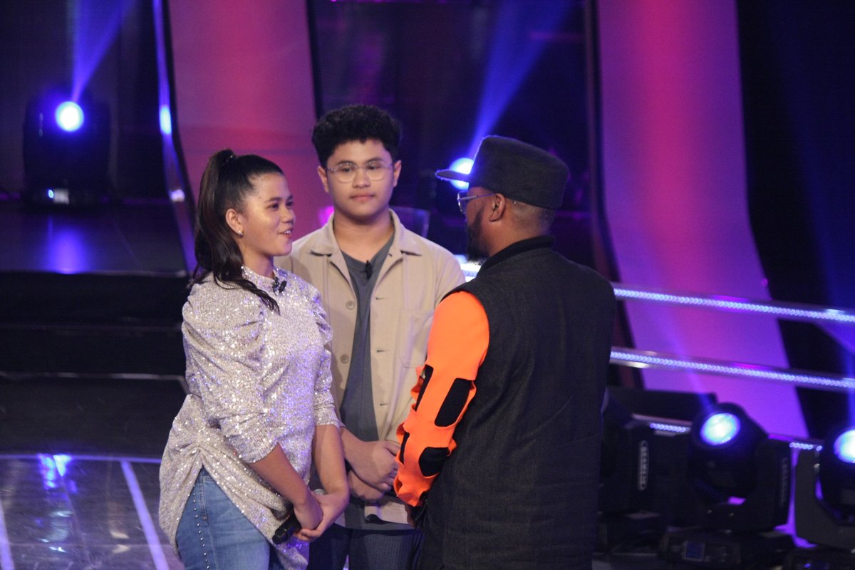 _TheVoiceKidsPH's tweet photo. Thank you CZ and Matt! Keep singing
Watch here:
https://t.co/R3fmlRvN5h
#FamiLeaTOP3
#TeamAPLKOs https://t.co/NDIDpKFISI