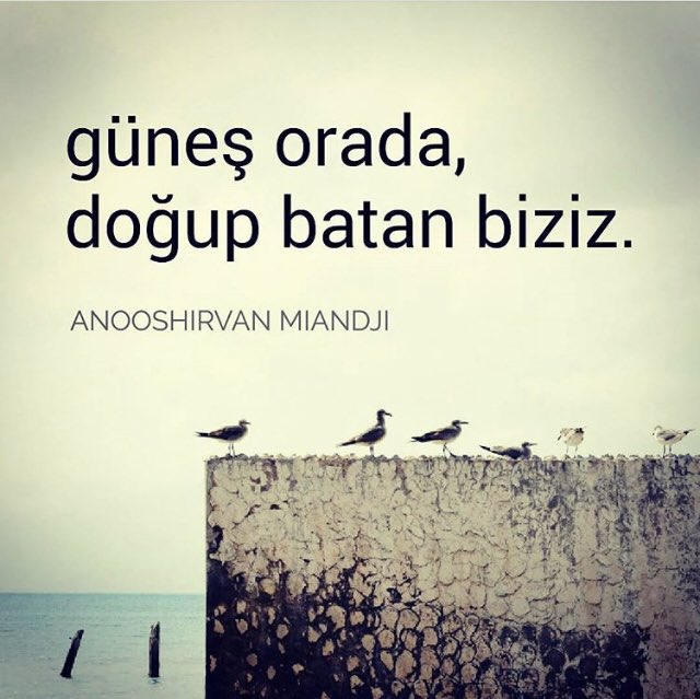 miandji's tweet photo. 2000 sene boyunca herkes güneşin bizim çevremizde döndüğüne inandı, öyle geldi öyle gitti. Taki 1543 de Kopernik çıktı dedi ki yahu biz güneşin çevresinde dönüyoruz...o gün insan egosu büyük yenilgi aldı. İşte fantezi toplumu olmak böyle bir şeydir...Olmayana inanmak. https://t.co/3LBDBx9y7b