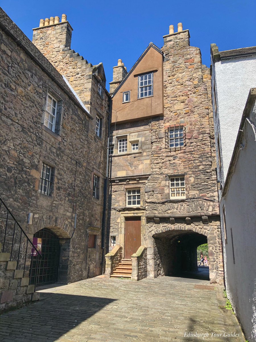EdinburghTourGuides tweet media