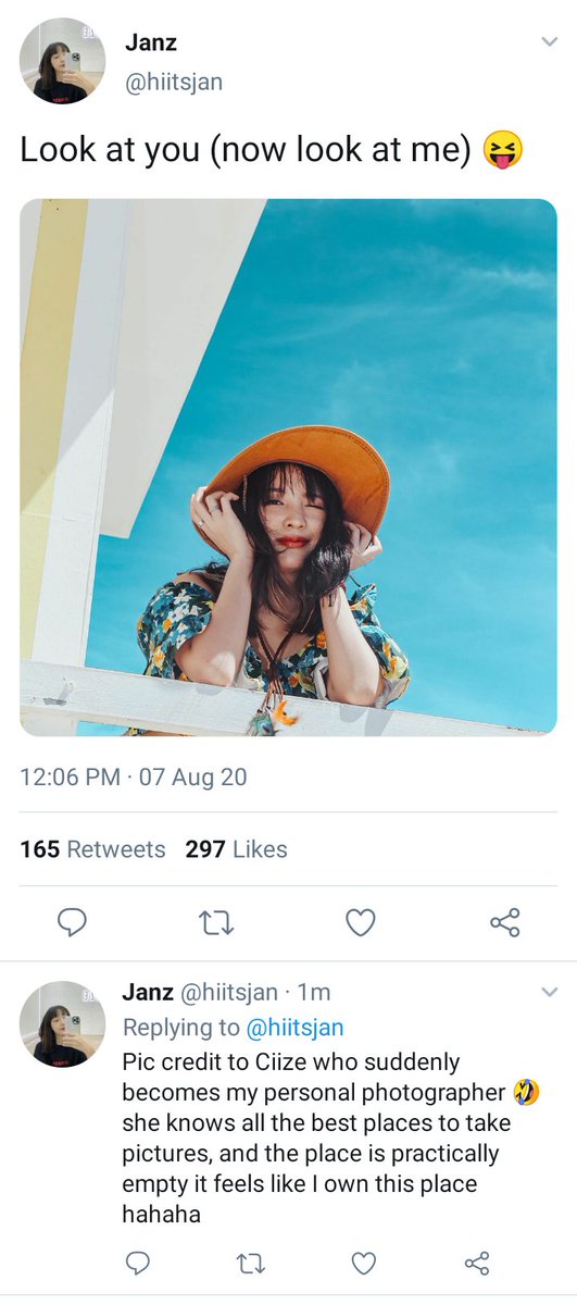 - 40 -Jan is (still) whipped until the last day of the trip and Ciize suddenly becomes her personal photographer