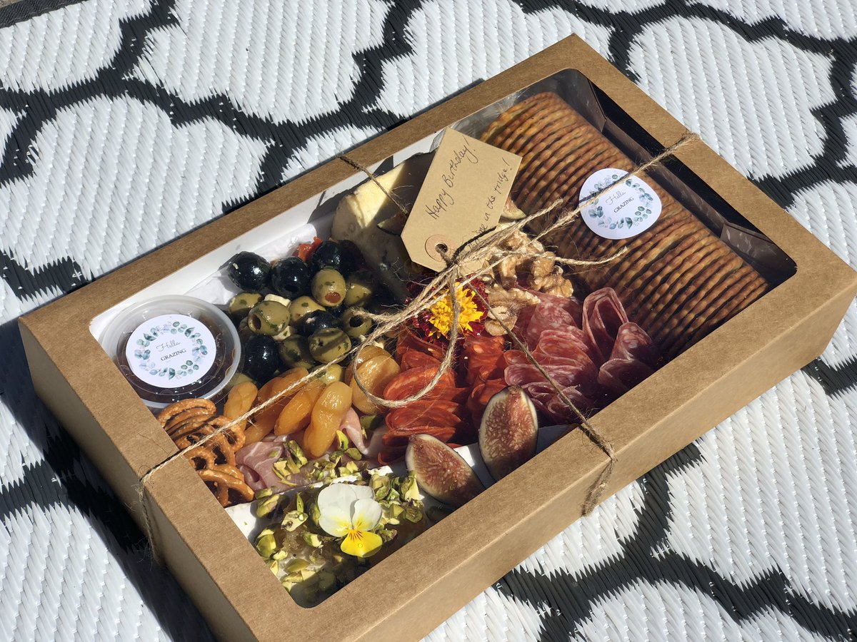 Char_2712's tweet photo. Support @hellagrazing on FB and Insta 🙏 Support a small local business and help it grow! https://t.co/5ntG3IDVM7