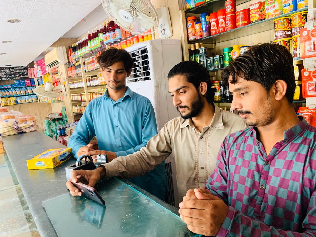 populimag's tweet photo. @TheRealPCB My workers are more interested in watching Cricket match #ENGvPAK then to work.
Supporting Green shirts :)
@TheRealPCB #SuperFans #SupportTeamPakistan https://t.co/QF5bFXOMYA