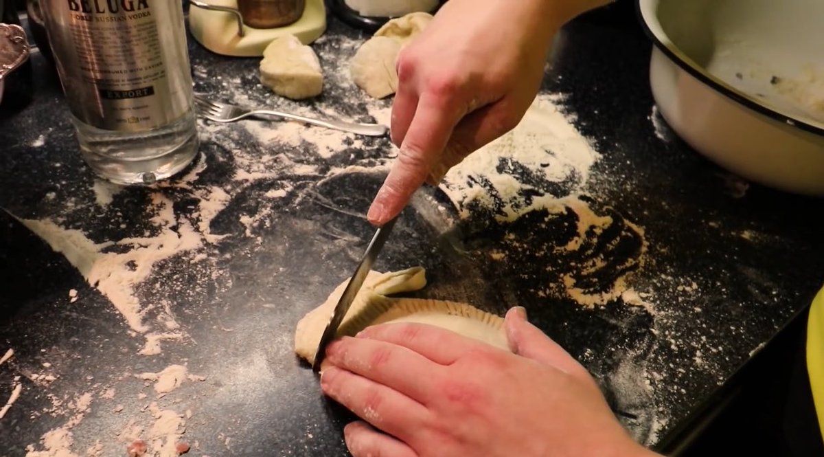 6: Life of BorisAnother not-food-exclusive channel but nonetheless good cooking content. Guy from a Slavic country cooking traditional Slavic dishes with heavy editing/jokes. Way less serious than other recs but has good content for struggle meals!