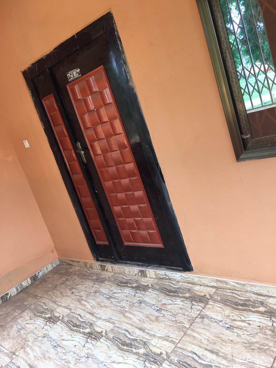 StyleEstate's tweet photo. Two bedroom apartment for renting in Tamale rusing bungalow closed to regional office call me now for the key 🔑 0240201006 https://t.co/C0VKBhZBCR