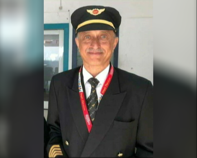 ndtv's tweet photo. #KeralaPlaneCrash | Pilot Of Ill-Fated Kerala Plane Had Planned Surprise Visit On Mother's Birthday https://t.co/rLJhAKBbIY https://t.co/8WQskEJPoP