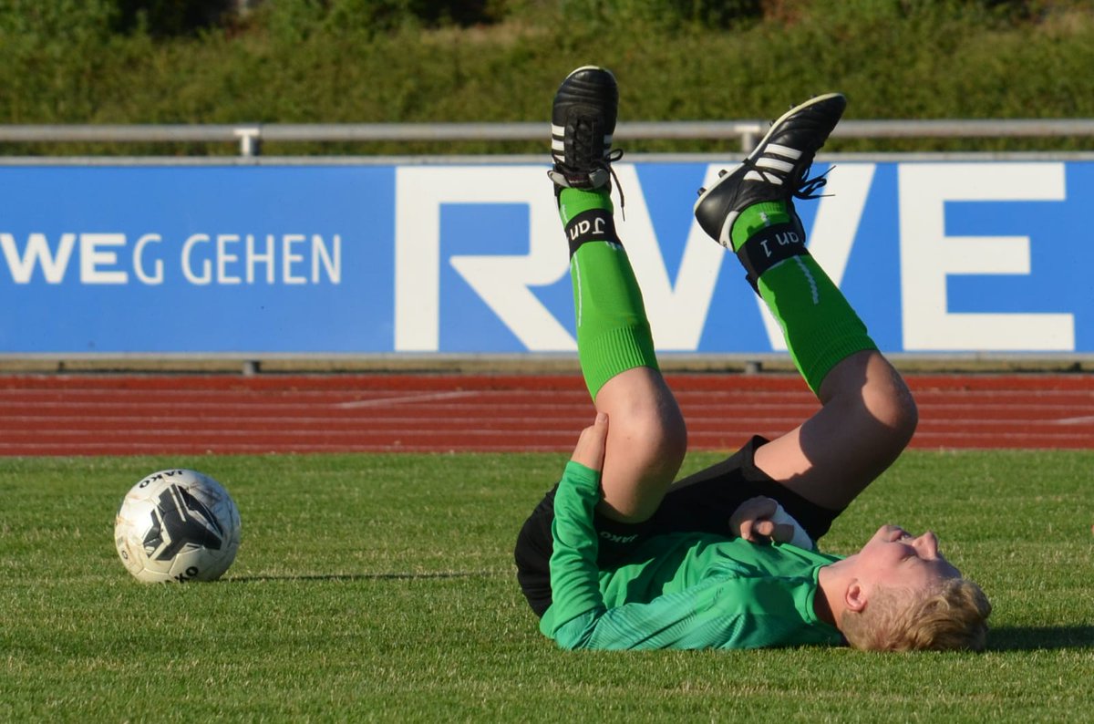fceschweiler20's tweet photo. Die Sommerferien befinden sich auf der Zielgeraden und langsam kehren die letzten Urlauber zurück. Unsere Jugendteams sind unterdessen schon in die Saisonvorbereitung gestartet #fce20 #fce2020 https://t.co/1NYsNjIOUH