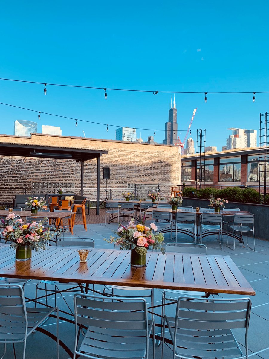 ctcdmc's tweet image. Outdoor &amp;amp; rooftop venues in Chicago, such as Morgan's on Fulton, are perfect for socially distant events with incredible views of our skyline. Find the perfect spot for your guests to meet safely with CTC Destination Management!
#ctcexplores #craftedbyctc #LoveADMC