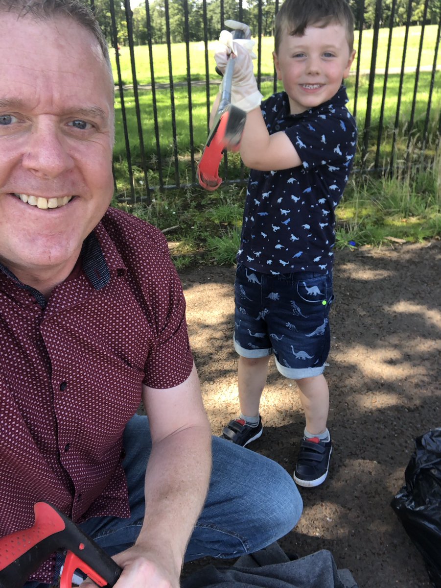 BobDorisSNP's tweet image. Thanks to Cameron for helping dad and the team of volunteers at @SpringburnYF during today’s litter pick in Springburn Park. Thanks to @Emmaport22 and team for organising.