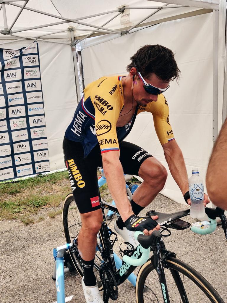 Une victoire toute en maîtrise de la part de <a href="/JumboVismaRoad/">DavidRRCegg</a> 🔥

#TOURDELAIN #TDA