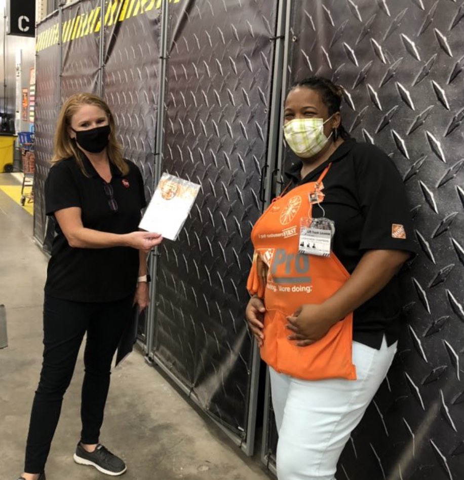 TammyRheemWater's tweet photo. Getting some product knowledge #store587 training done while being safe. Thank you Team Southlake. #rheem #bestinclass #homedepot #safetyisfirst @MrsAVega0587 @RheemH2O https://t.co/WLtmj4iGqk