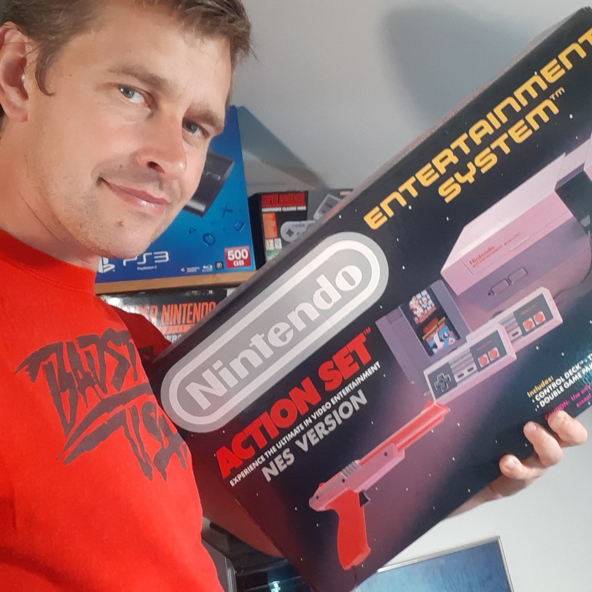 SleevesSnes's tweet photo. I have a huge Nintendo collection i'm hoping to share here as well as my sleeves.. Starting with the #actionset #nintendoentertainmentsystem

#snes #supernintendo #snesgames #retrogamer #retrogames #retrogaming #gaming #gamecollection #gamerlife #nintendo #switch #16bit #90s https://t.co/kpu4kJ4vS5