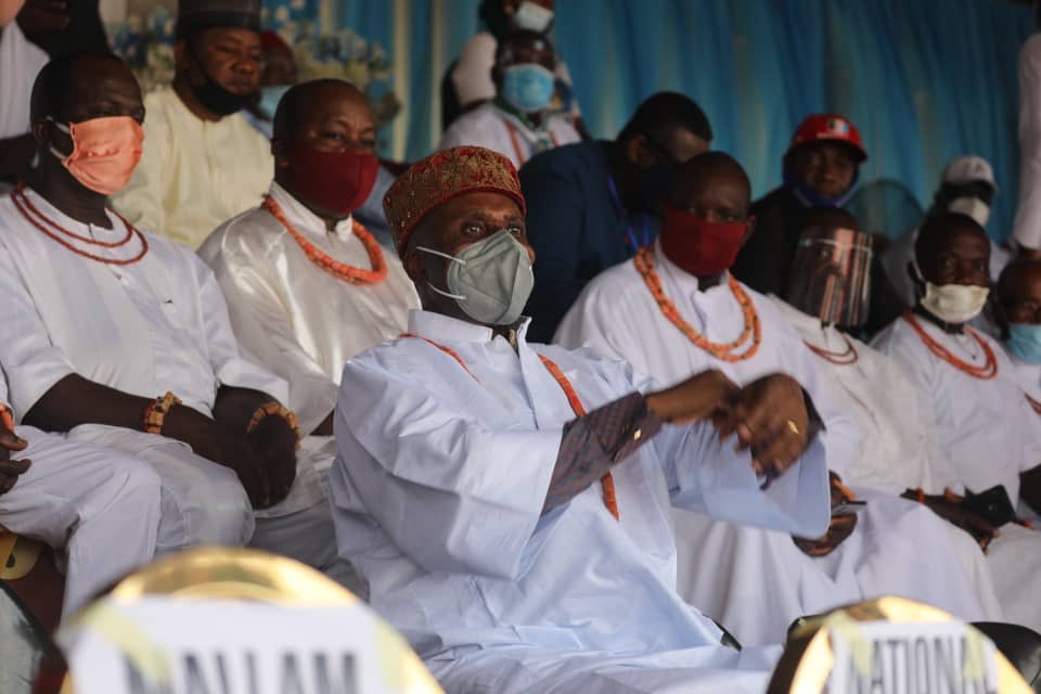 ChibuikeAmaechi's tweet photo. Today, we were at the official flag-off of the APC governorship campaign in Edo State, giving our full support to our candidate, Pastor Osagie Ize-Iyamu. 

Edo people, Vote APC, Vote Ize -Iyamu. https://t.co/erjzuIEki7