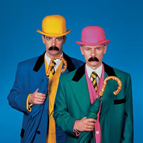 DaveDogFacedBoy's tweet image. Plus virtual gigs from @GreenNote , @daisychute &amp;amp; @HEARDcollective,  soul radio from @SuperJules84, the mighty @BeatlesPod and vinyl purchases from @residentmusic @wownflutter @Junorecords, @olirecords &amp;amp; 'cogs sellers.

Support venues, artists, shops and #SaveGreenNote